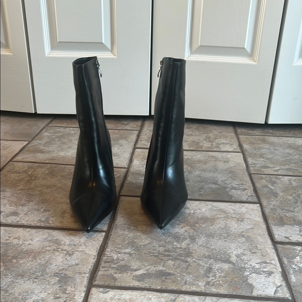 Black Heeled Boots with Sleek Pointed Toe